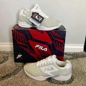 Fila gray and white tennis shoes